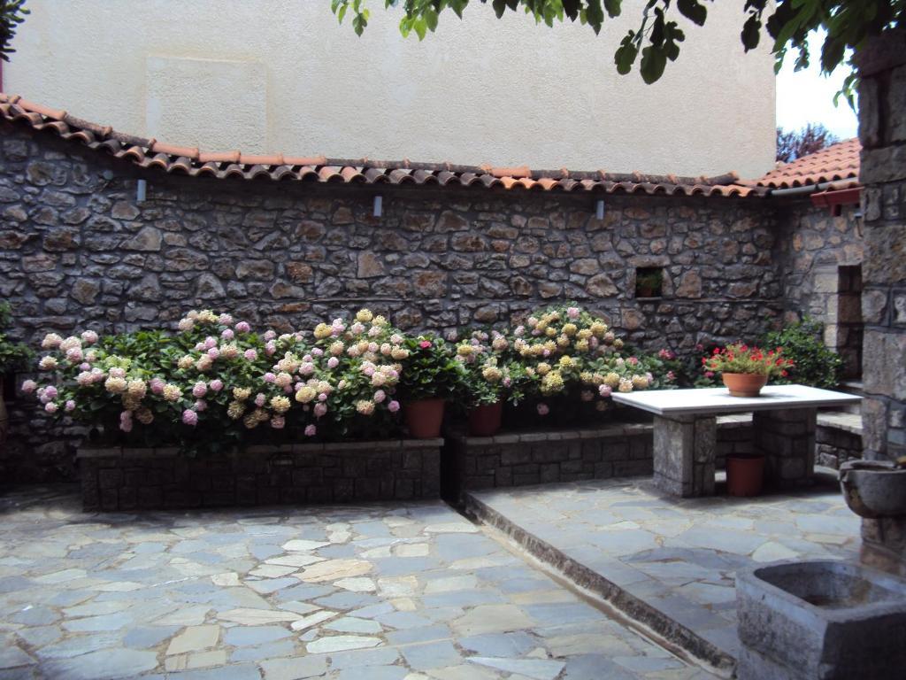 Guesthouse Karahalios Polydrosos Zewnętrze zdjęcie