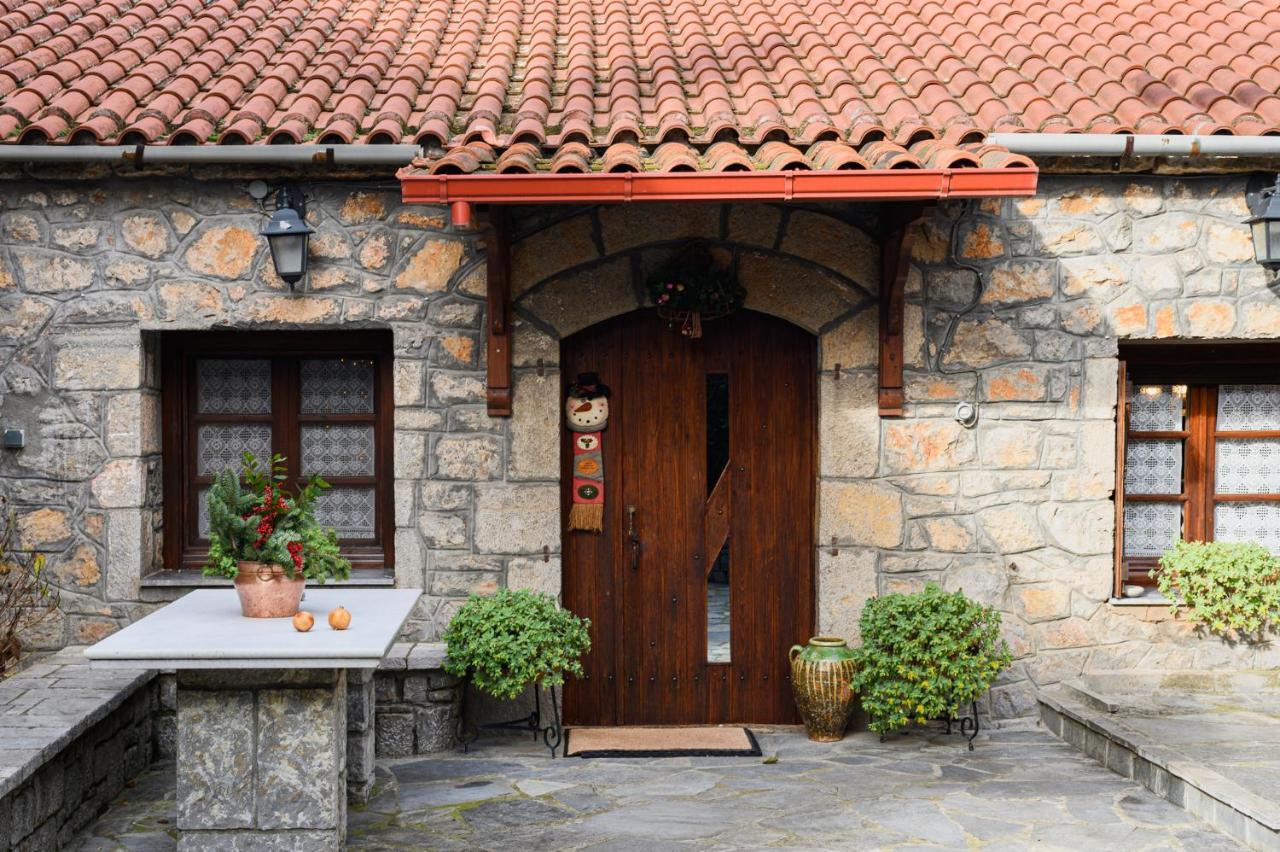 Guesthouse Karahalios Polydrosos Zewnętrze zdjęcie