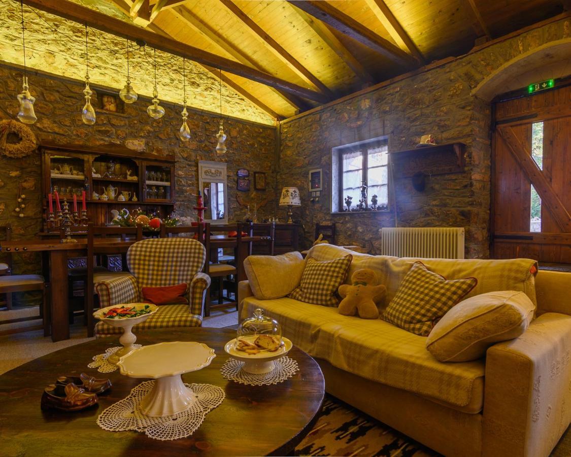 Guesthouse Karahalios Polydrosos Zewnętrze zdjęcie
