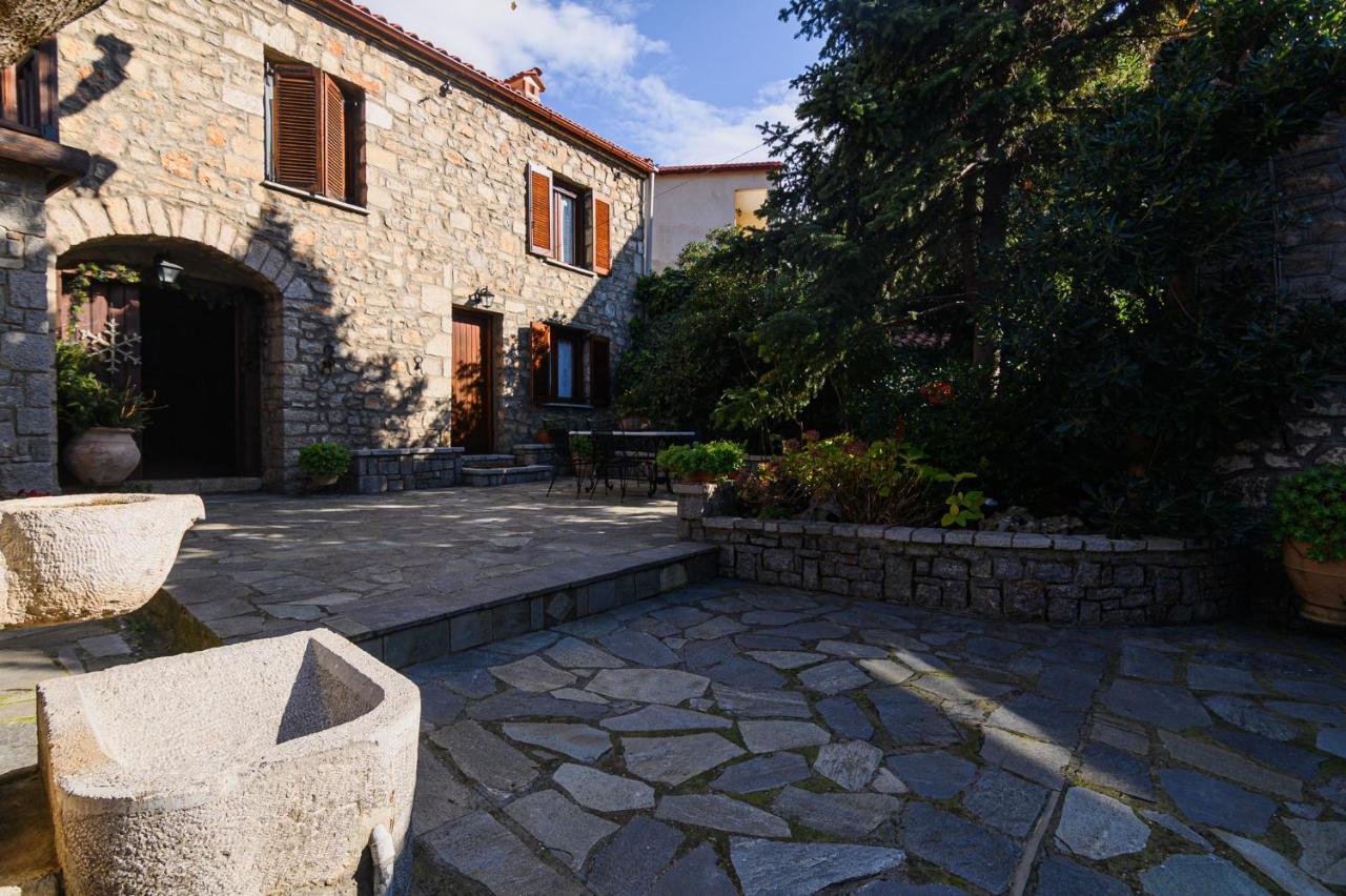 Guesthouse Karahalios Polydrosos Zewnętrze zdjęcie