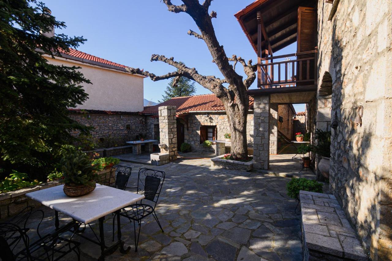 Guesthouse Karahalios Polydrosos Zewnętrze zdjęcie